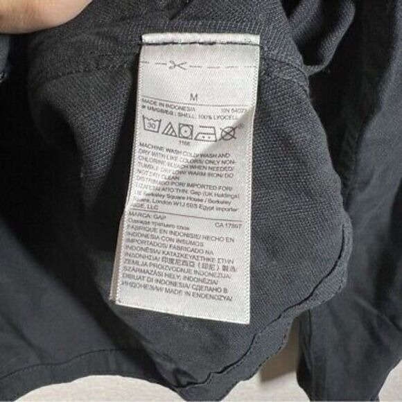 Gap light weight black‎ zip front jacket size medium - Picture 5 of 5